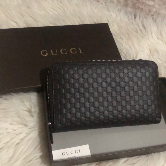 Gucci Authentic Wallet like new - Picture 4 of 17